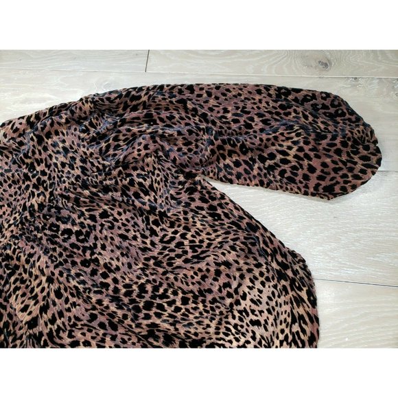 FREE PEOPLE Sheer Loose Leopard Print Blouse Top Medium Women's V Neck Boho - Picture 9 of 10